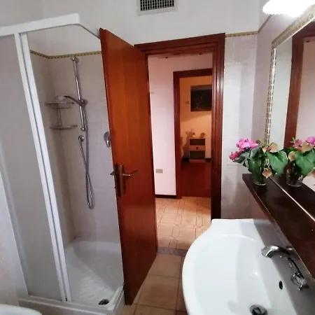 Sara 1 شقة Pila (Livorno)